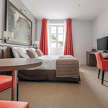 Hotel-cafe Du Trinquet Hotell Cambo-les-Bains