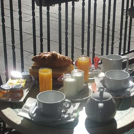 فندق Hotel-cafe Du Trinquet