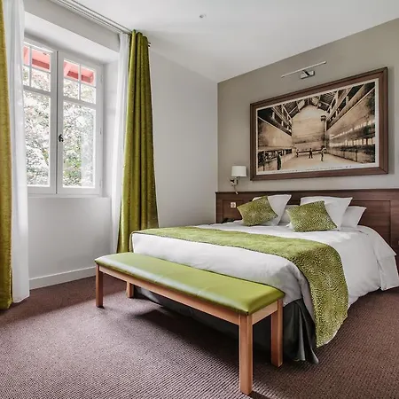 Hotel-cafe Du Trinquet Cambo-les-Bains