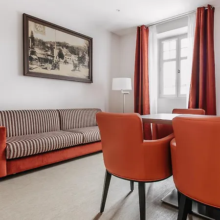 Hotel-cafe Du Trinquet קמבו-לה-באן