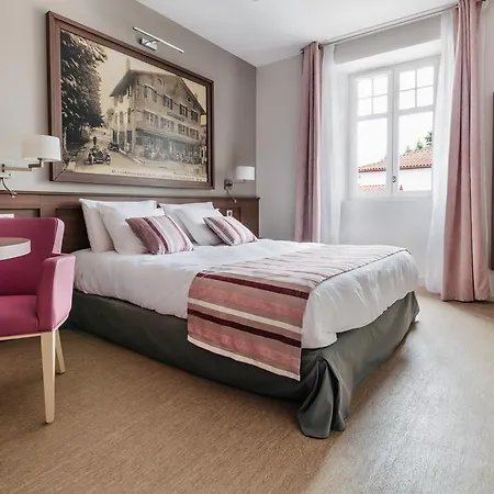 فندق Hotel-cafe Du Trinquet كامبو-لي-بان