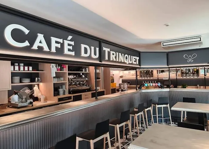 Hotel Hotel-café Du Trinquet 3*