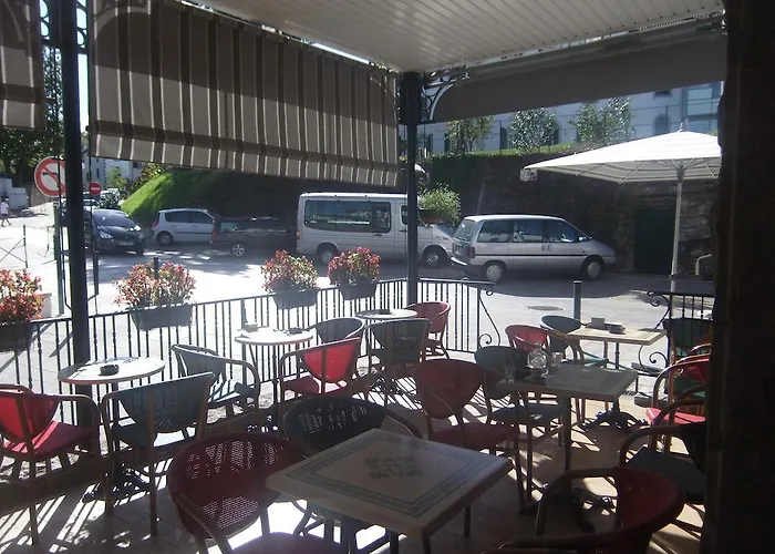 Hotel Hotel-café Du Trinquet Cambo-les-Bains