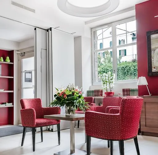 Hotel Hotel-café Du Trinquet Cambo-les-Bains