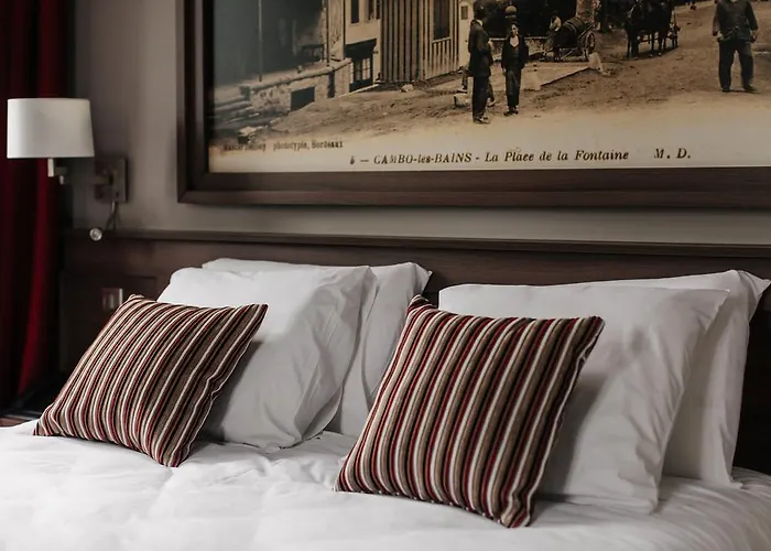 Hotel-café Du Trinquet Cambo-les-Bains